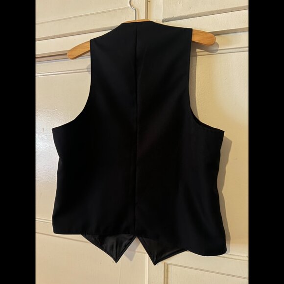 F.W.I. Black Poly Formal Dress Vest | 5 button | 2 pocket | Medium (42R) - Picture 5 of 8